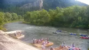 Szczawnica i widok na Dunajec i tratwy flisaków.