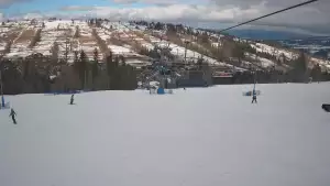 Ski Suche - widok z górnej stacji ośrodka narciarskiego