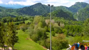 Widok z Kamery na stok narciarski Szczawnica Palenica