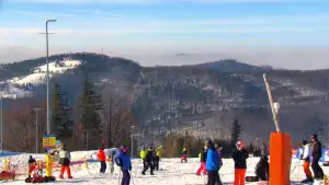 Widok z Kamery na Halę Skrzyczeńską - NOWOŚĆ