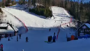 Widok z dolnej stacji Szczyrk Mountain Resort w Solisku