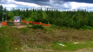 Widok ze Zbójnickiej Kopy w Szczyrku.