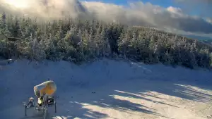 Widok ze Zbójnickiej Kopy w Szczyrku.