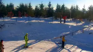 Widok ze Zbójnickiej Kopy w Szczyrku.