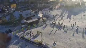 Widok na panoramę gór ze stacji narciarskiej Polana Szymoszkowa