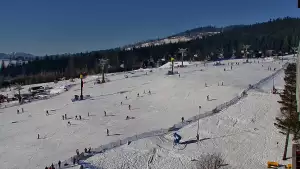 Widok na panoramę gór ze stacji narciarskiej Polana Szymoszkowa