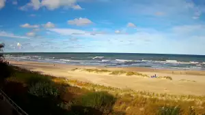 Była kaszubska osada rybacka przynależna niegdyś do kaszteli słupskiej.