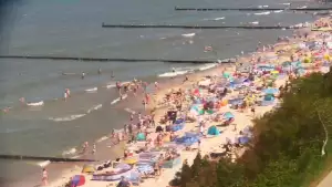 Ustronie Morskie widok z kamery na plażę