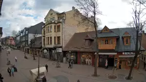 Widok z Kamery na Ulicę Krupówki w Zakopanem na żywo