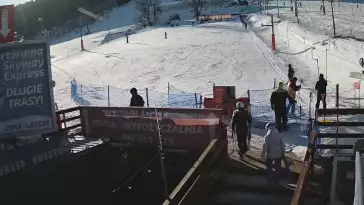 Widok na orczyk ANTKI w kompleksie narciarskim Zieleniec Sport Arena