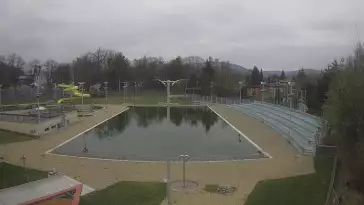 Obraz na pływalnie otwartą w Andrychowie obok Wadowic