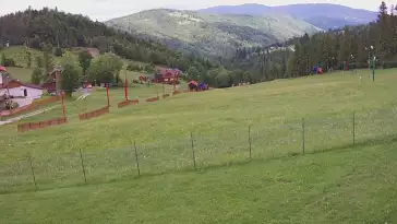 Widok z kamery na stok Biały Krzyż w Szczyrku.