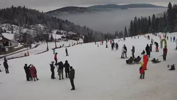 Widok z kamery na stok Biały Krzyż w Szczyrku.