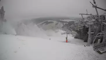 Bieszczad.ski - widok z górnej stacji NOWOŚĆ