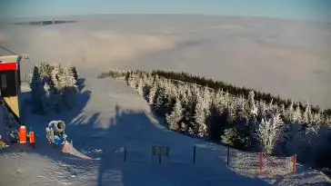 Widok na trasę narciarską Centralnego Ośrodka Sportów Zimowych