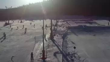 Czarna Góra Resort - widok na trasy zjazdowe oraz wyciąg.