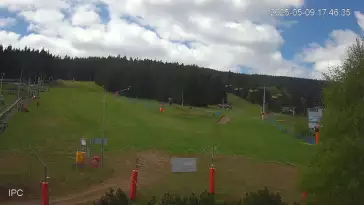 Obraz z kamery online w ośrodku narciarskim Czarna Góra Resort