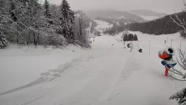 Stacja narciarska w pobliżu Pisarzowic - CZARNÓW SKI - zobacz online