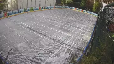 Czarny Groń - widok na lodowisko