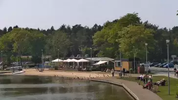 Ujęcie z kamery na promenadę w Dąbkach