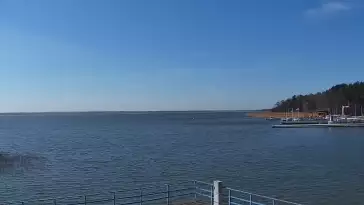 Ujęcie z kamery na promenadę w Dąbkach