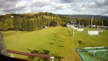 Wyciąg Diament w Kompleksie narciarskim Zieleniec zaprasza na narty.