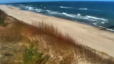 Plaża w Dziwnowie oglądaj w sezonie letnim.