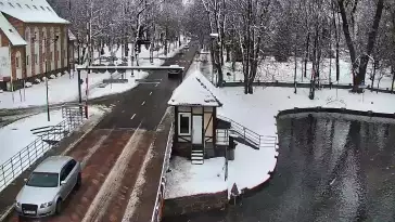 Widok na żywo na most obrotowy w Giżycku