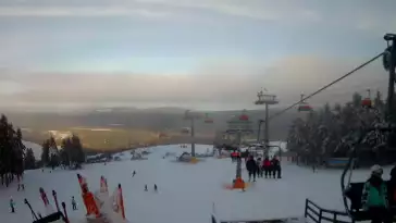 Zieleniec Gryglówka - widok z kamery na stok