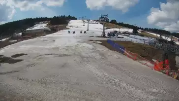 Widok z Kamery na stację narciarską Gryglówka w Zieleńcu