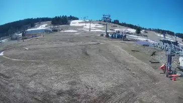 Widok z Kamery na stację narciarską Gryglówka w Zieleńcu