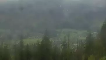 Kamera z Gubałówki z widokiem na Kasprowy Wierch.