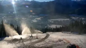 Widok z Kamery na panoramę Tatr.