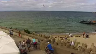 Kamera na bulwar helski plaże półwysep cypel na Helu.
