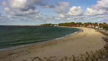 Kamera na bulwar helski plaże półwysep cypel na Helu.