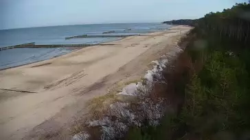 Kamera w Jarosławcu z widokiem na plażę