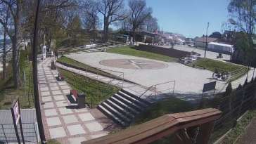 Widok z Kamery na plac widokowy Róża Wiatrów w Jarosławcu