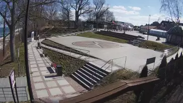 Widok z Kamery na plac widokowy Róża Wiatrów w Jarosławcu