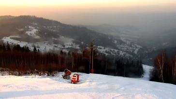 Panoramiczny widok ze stacji Jastrzębica Ski.