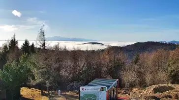 Widok na Tatry z obrotowej kamery na Jaworzynie Krynickiej