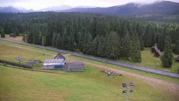 Widok z Kamery na dolny odcinek trasy w Jurgów -ski