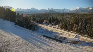 Widok z Kamery na dolny odcinek trasy w Jurgów -ski