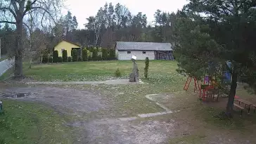 Kamera na żywo na Pomnik Ufo w Emilcinie