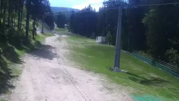 Widok z Kamery trasę narciarską w Karpacz Biały Jar.