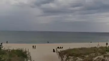 Obraz na żywo z plaży w Karwi
