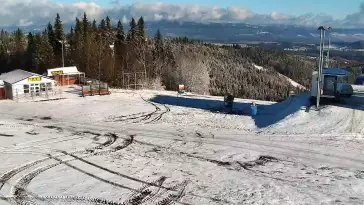 Widok na trasę nr 8 - Jankulakowski Wierch - jedna z dziewięciu kolei krzesełkowych w kompleksie Kotelnica Białczańska