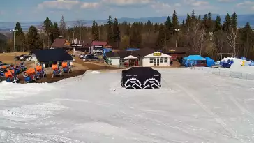 Widok na trasę nr 8 - Jankulakowski Wierch - jedna z dziewięciu kolei krzesełkowych w kompleksie Kotelnica Białczańska