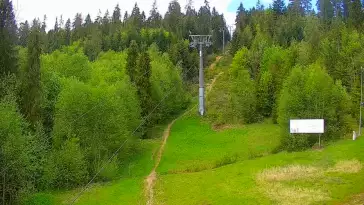 Widok na trasę narciarską nr6 w Kotelnicy Białczańskiej