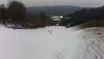 Widok na stację narciarską Kotlinka Szymbark