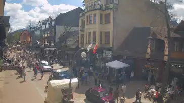 ZAKOPANE - widok z kamery na deptak